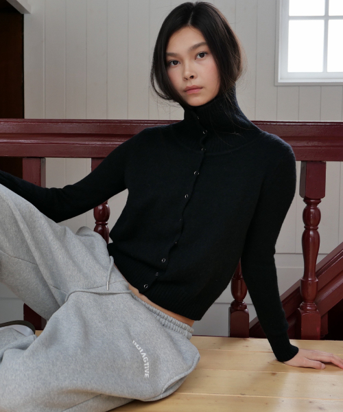 Snap Button High-Neck Cardigan Black