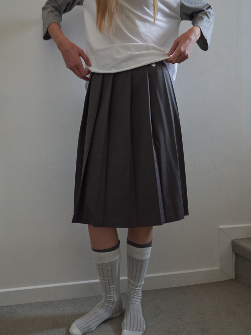 Classic Soft Pleats Skirt_Charcoal