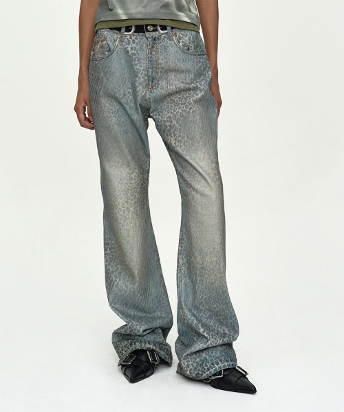 LEOPARD FADE DENIM PRINTED BOOTSCUT JEANS apa882w(BLUE)