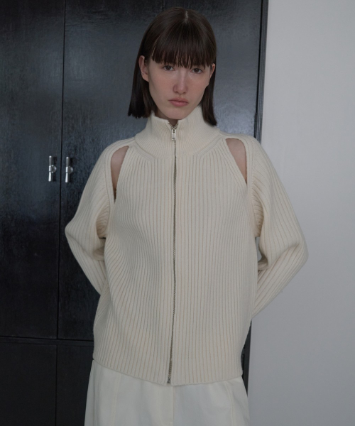 Armhole Cutout Zip-Up [IVORY]