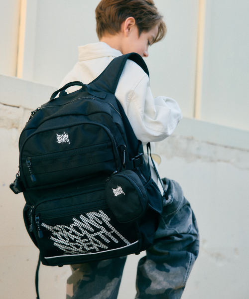 KIDS BIG TAG BACKPACK - BLACK