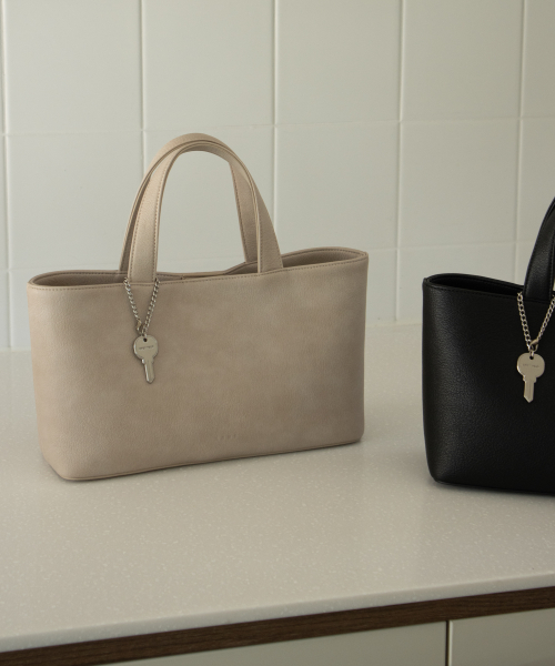 Poje tote bag_cloud cream