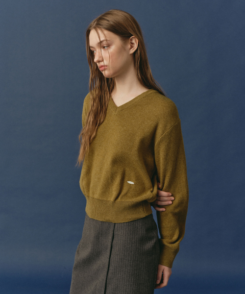 Soft V-Neck Knit Olive