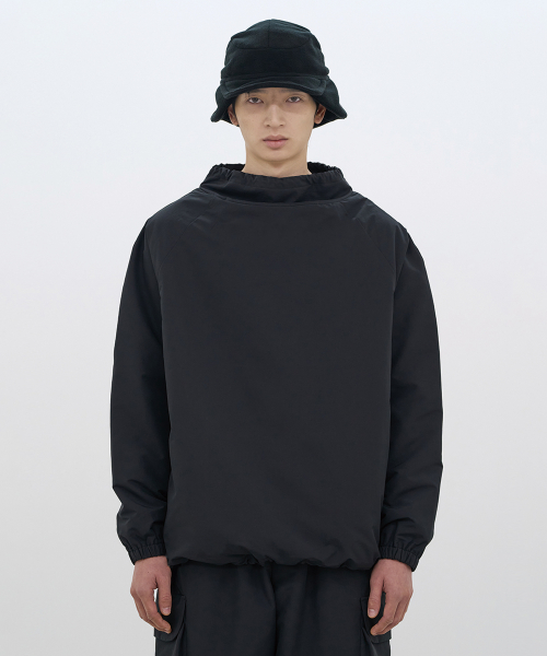 Padded Pullover черный