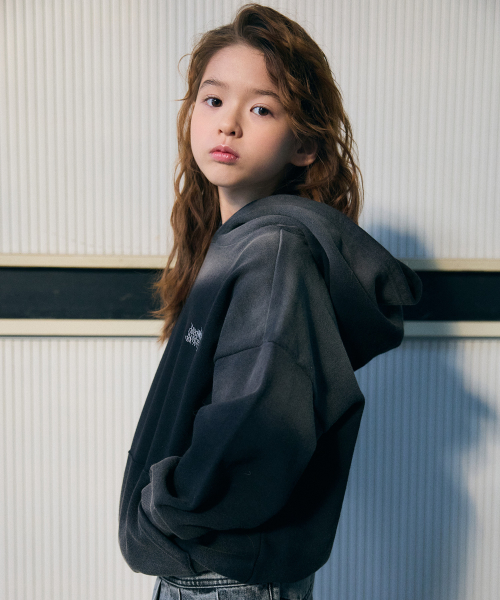 KIDS SEAM SPRAY TAG HOODIE - BLACK
