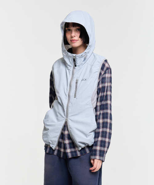 NYLON HOODED VEST-MINT