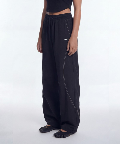 스티치 커브드 나일론 스판 팬츠 W (Black)