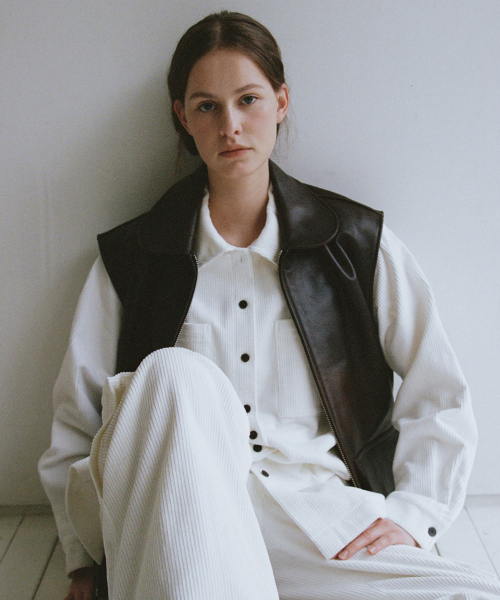 LEATHER VEST - BROWN