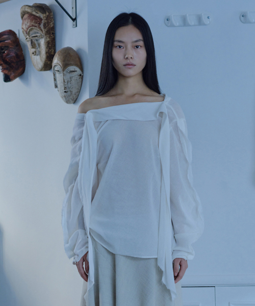 Two-Way Scarf Fringed Blouse