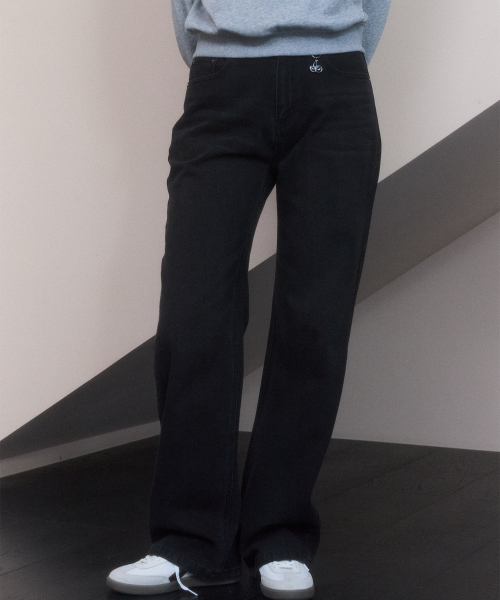 RELAXED-FIT DENIM PANTS(BLACK)