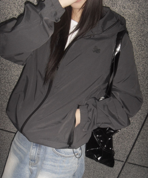 Daily Windbreaker Charcoal preview