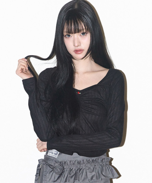 ROSE SHIRRING LONG SLEEVE BLACK