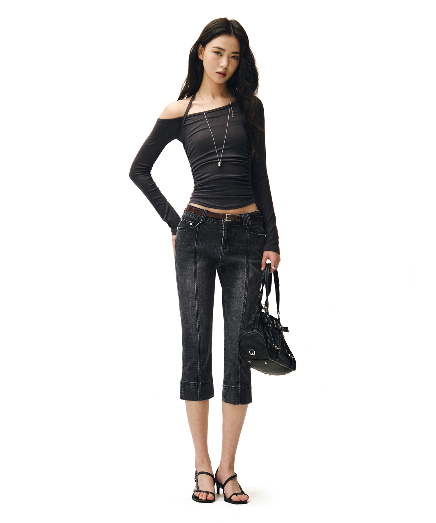 Seamed Low Rise Capri Jeans DCWPT024BLACK