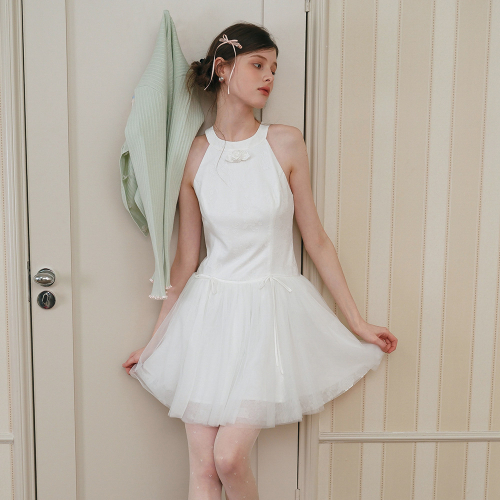 Cest_Mesh layer halter neck dress