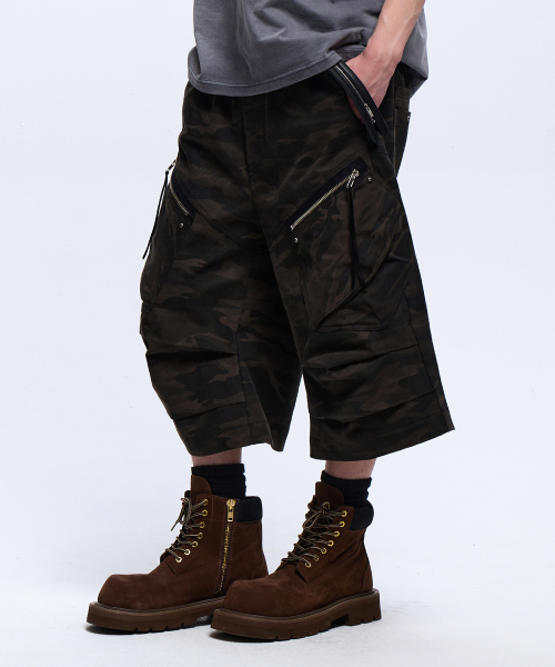DOUBLE KNEE CARGO BERMUDA PANTS - CAMO