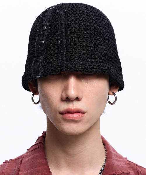DENIM PATCHED RIVET BEANIE - BLACK