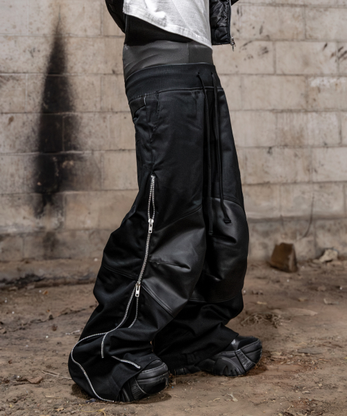 Брюки с карбоновым покрытием и боковой молнией (Black)