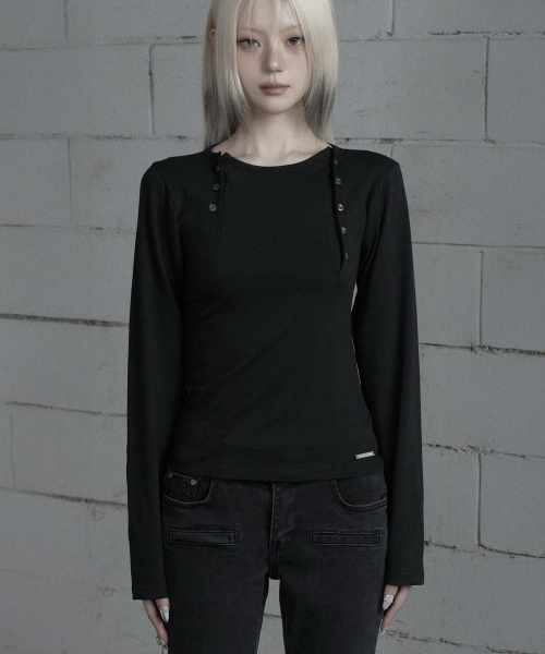 Two-Line Button Long Sleeve (Black)