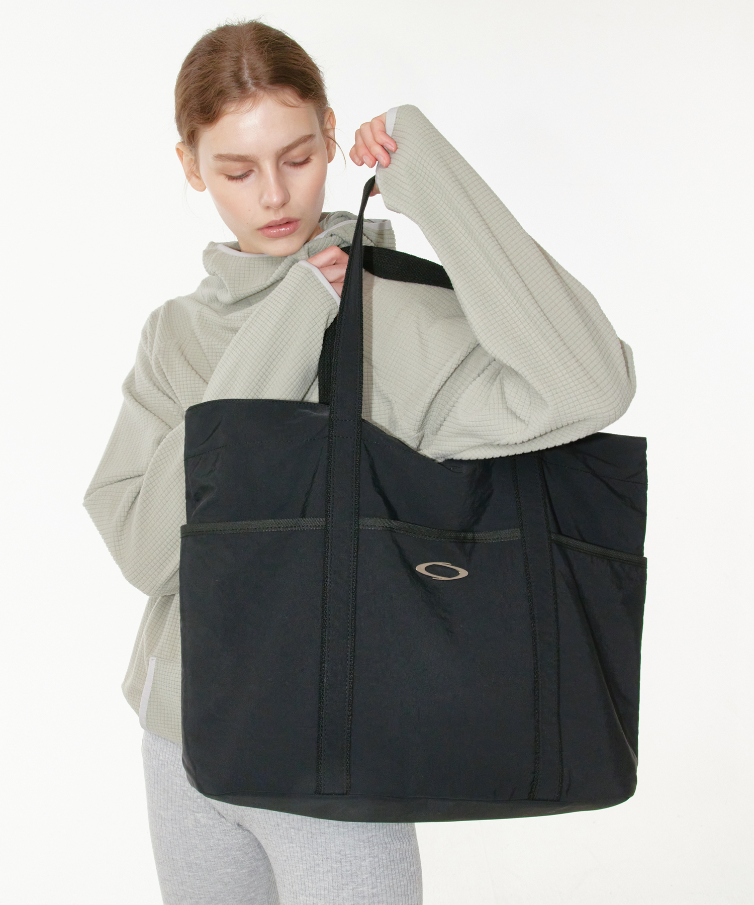 Большая сумка-тоут NOI1816 Essential (Black)