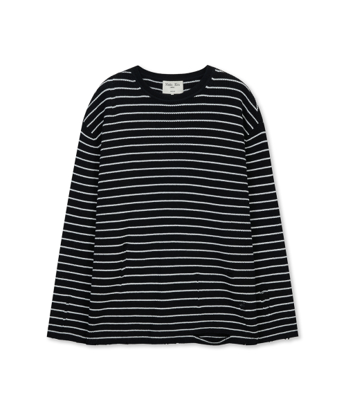 STRIPE DAMAGED LOOSE PULLOVER IN BLACK