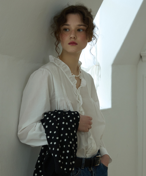 Merry poem pintuck blouse Ivory