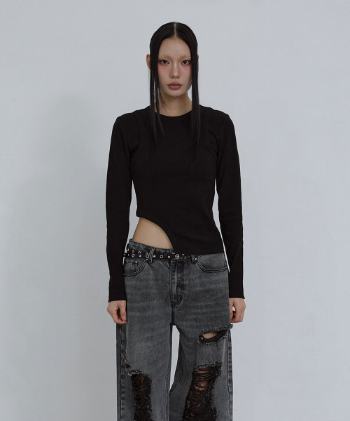 CUT-OUT SLIM FIT TOP_ BLACK