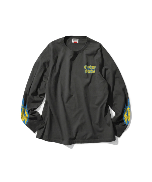 PIGMENT FLAME LOGO LS TEE CHARCOAL
