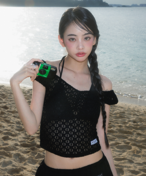 Lace Shirring Crop T-shirt [Black]