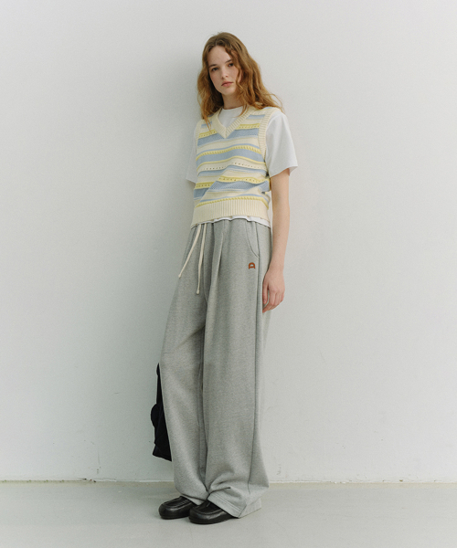 UNISEX LEATHER LOGO WIDE SWEAT PANTS_UDPA6A102_MELANGE GREY