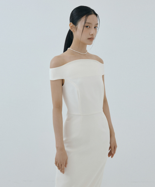 Curved Off-Shoulder Dress (ivory)