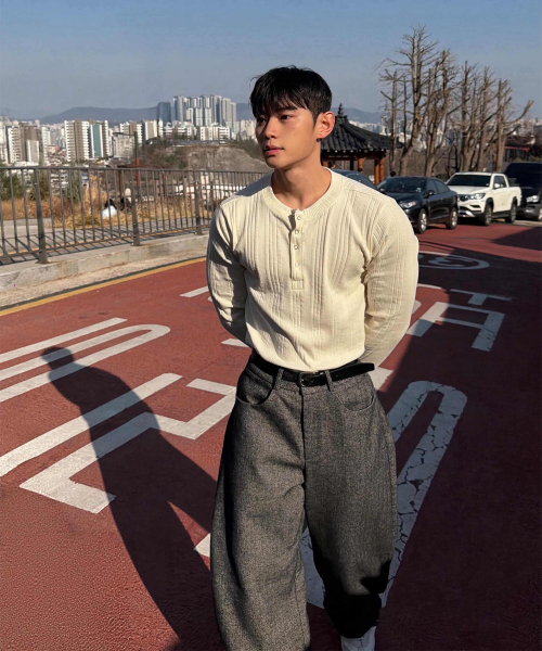 Airy Henley Cream