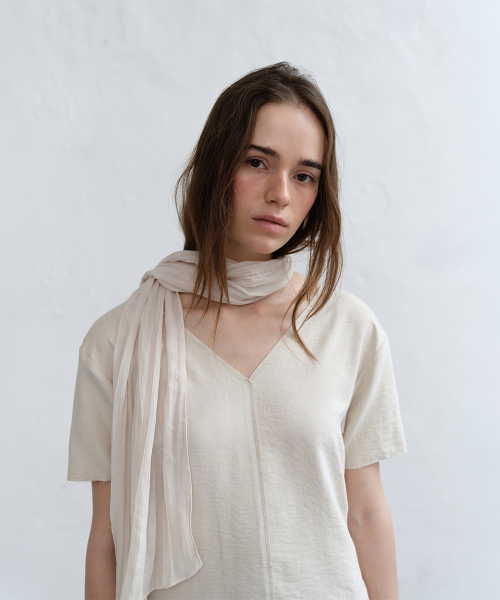 SHEER PLEATS SCARF [BEIGE]