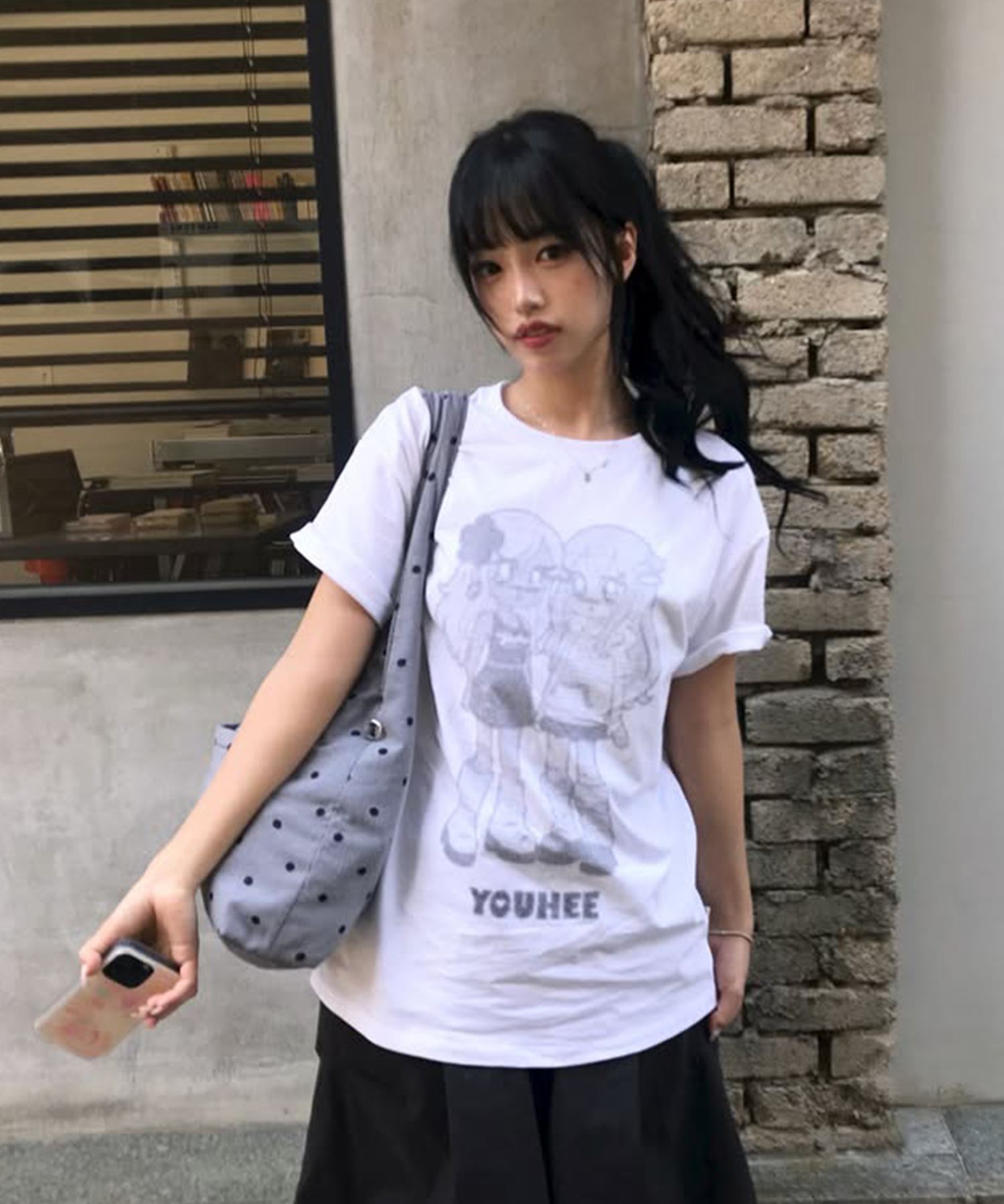 YOUHEE FRIENDS GRAPHIC T-SHIRTS WHITE