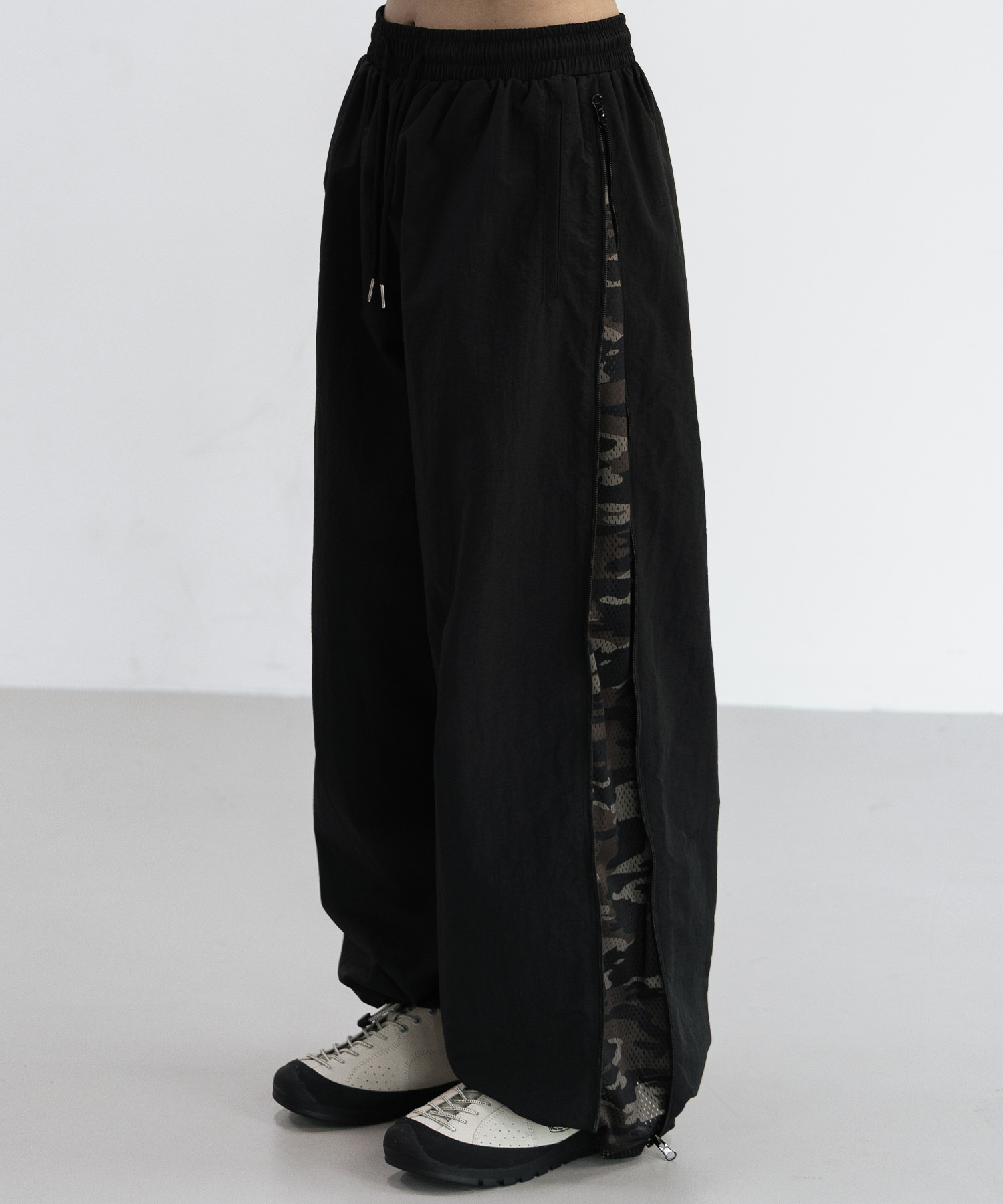 Брюки карго с камуфляжем DLX3001 black