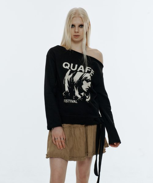 OFF-SHOULDER PRINTED TIE T-SHIRT