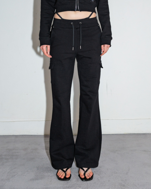 Расклешенные спортивные штаны, All Black