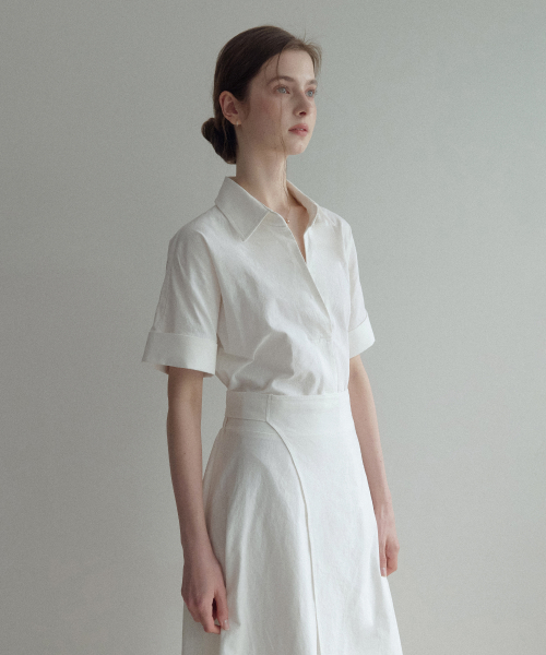 Linen Snap kara one-piece (화이트)