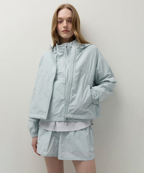 [26SS clove] Light Hooded Windbreaker (Sky Blue)