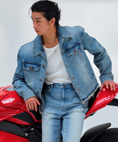 DESTROYED WASHED DENIM JACKET - BLUE