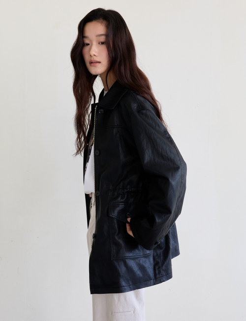 Chic Leather Half Jacket (Black)