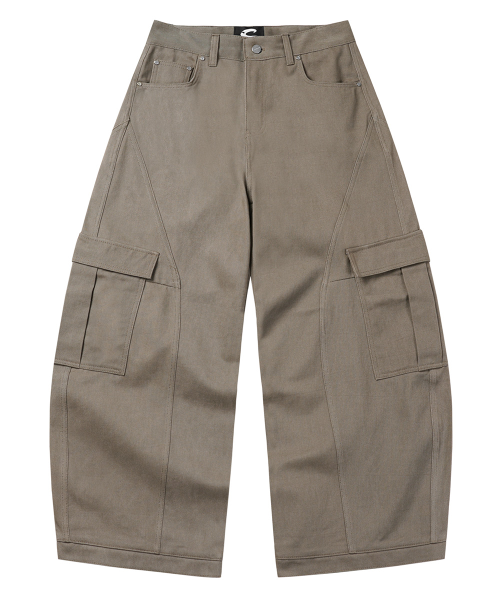 Curved Cargo Pants - Brown