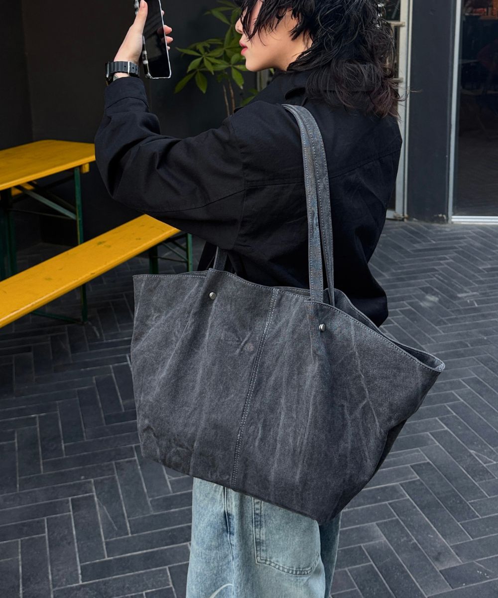 Marble Canvas Scallop Bag