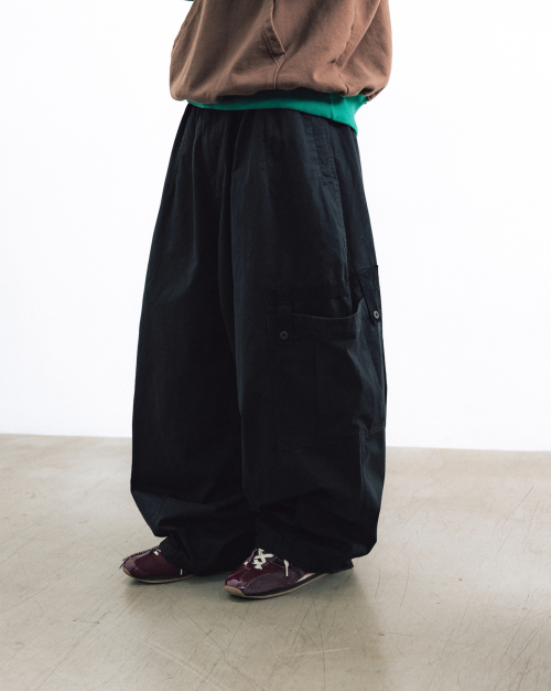 MUSINSA | ANGLAN Strap Cargo Balloon Pants - Black