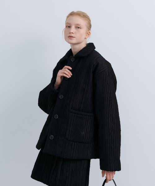 ORIGAMI QUILTED JACKET - BLACK