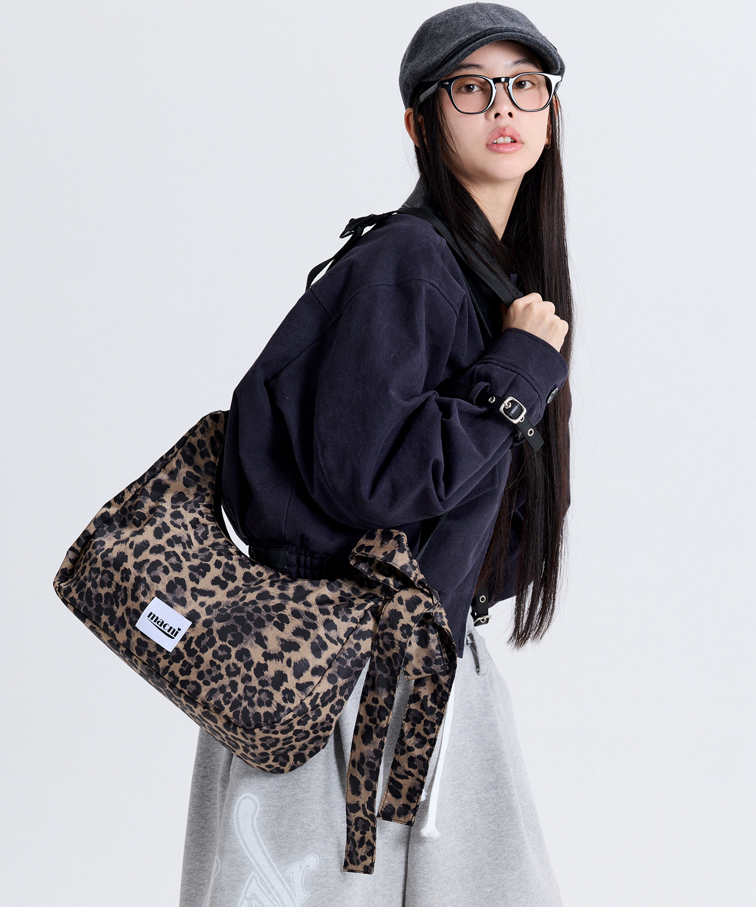 RIBBON CRESCENT CROSS BAG LEOPARD