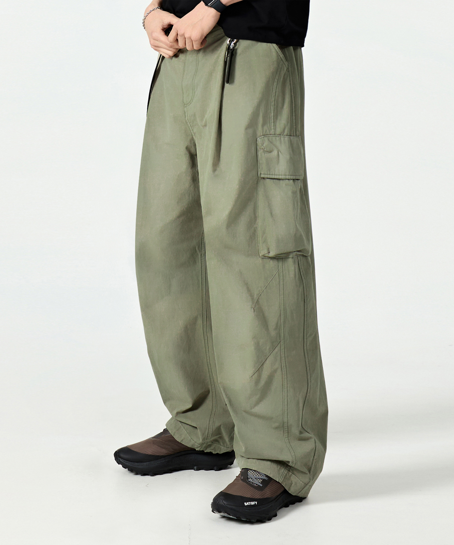 [SUMMER] VLAD CURVED BANDING CARGO PANTS_KHAKI