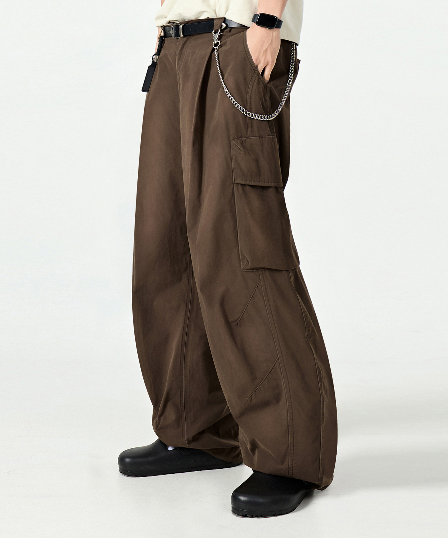 [SUMMER] VLAD CURVED BANDING CARGO PANTS_BROWN