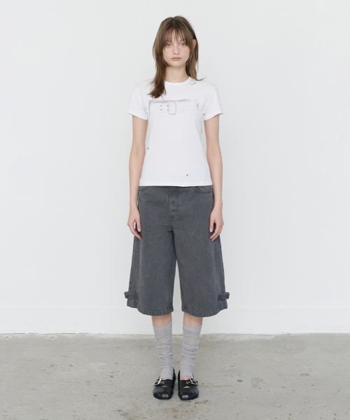BUCKLE BERMUDA PANTS CHARCOAL