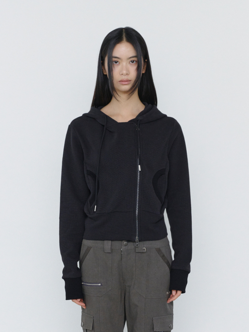 DIAGONAL WAFFLE ZIP HOODIE BLACK