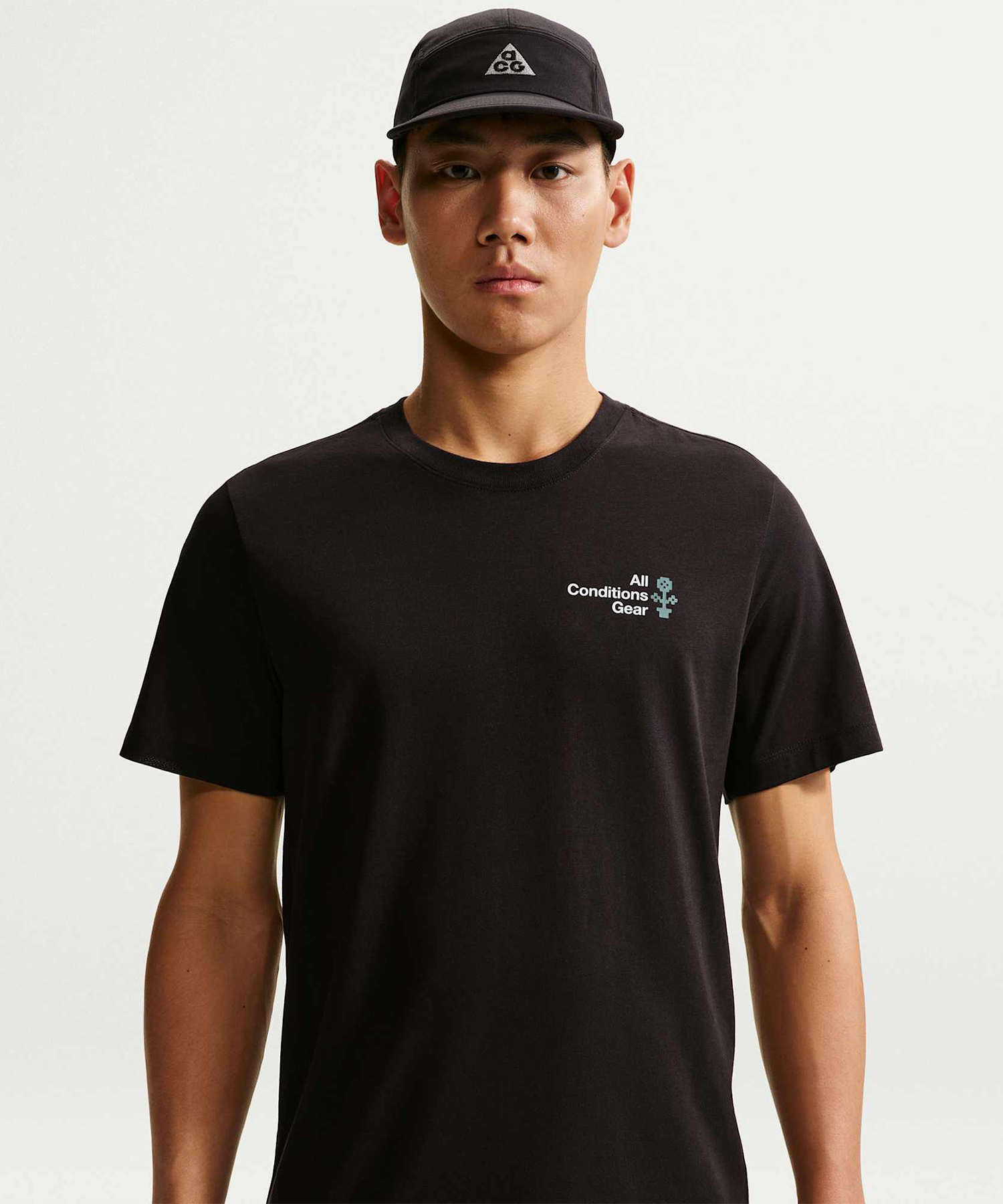 M ACG DF TEE STD TRAIL NRG U26 - BLACK